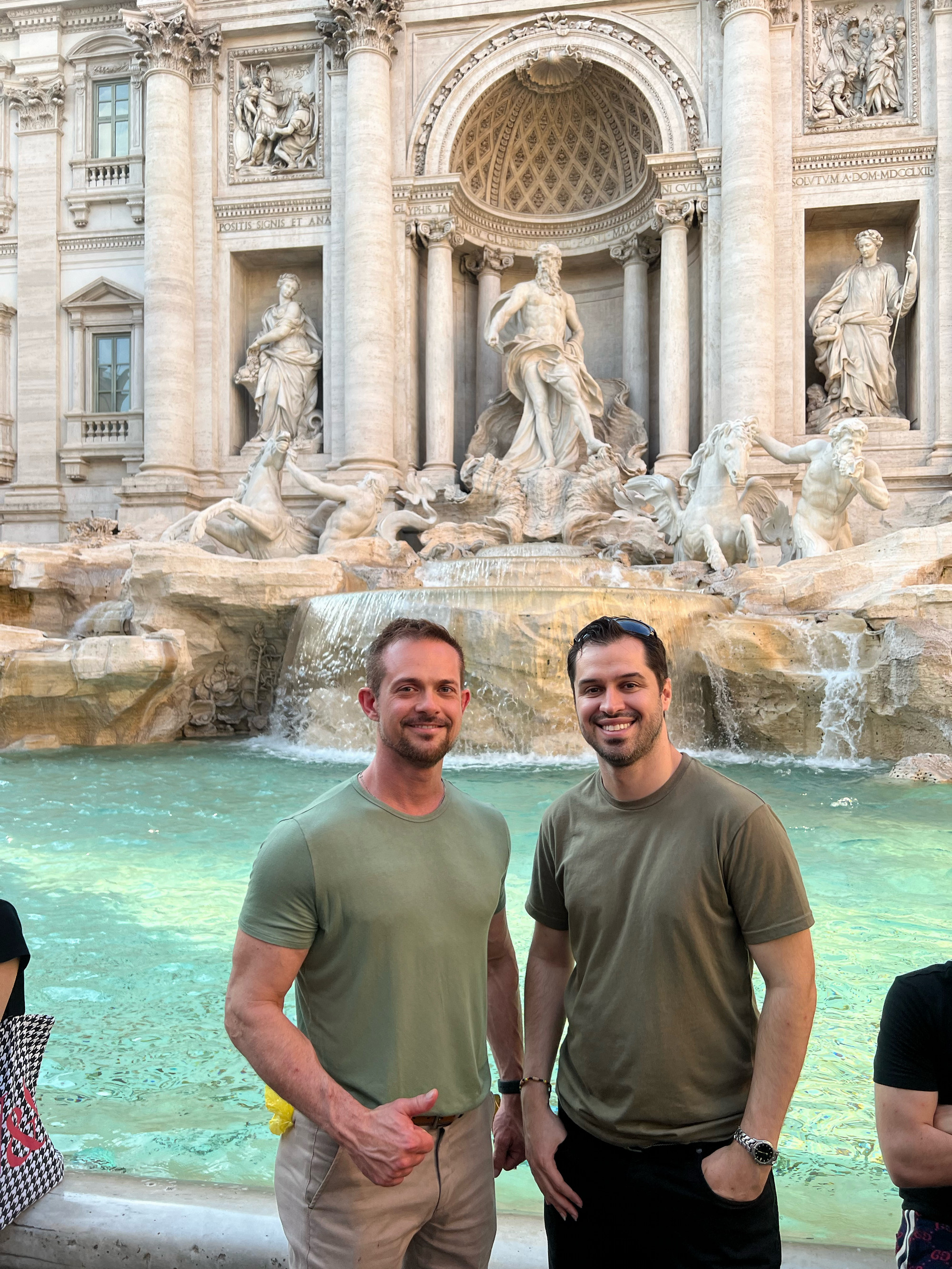 Wigginton and Oliveira in front of Trevi Fountain