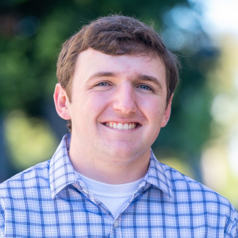 Brady Davidson Headshot
