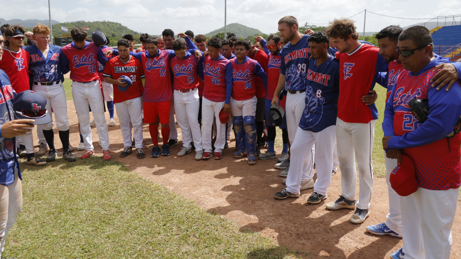 Belmont baseball in Nicaragua on a service trip