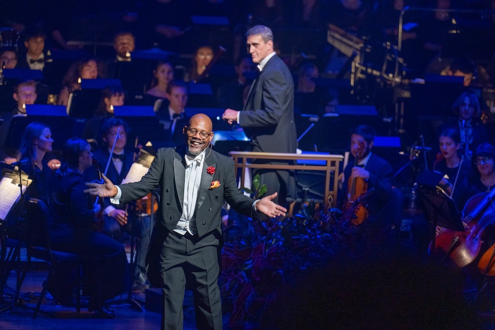 Jeffery Ames conducting at Christmas at Belmont