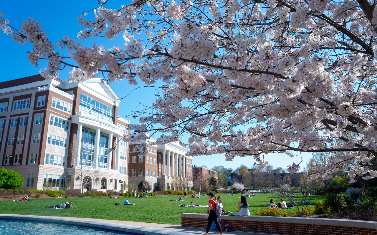 Jack C. Massey Center and Belmont's South Lawn