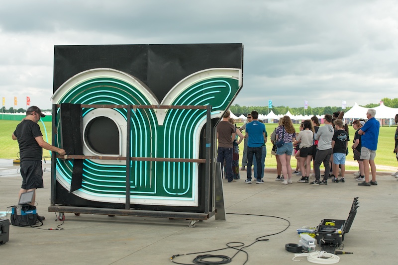 behind the scenes, building the bonnaroo sign