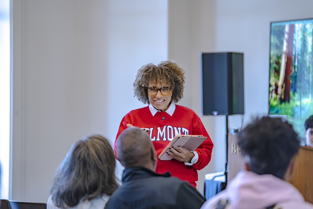 Mignon Francois speaking