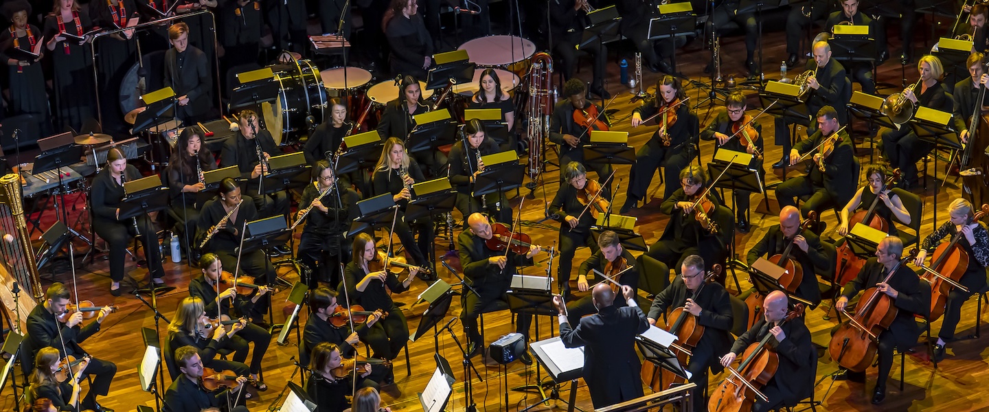musicians perform "Requiem for Colour"
