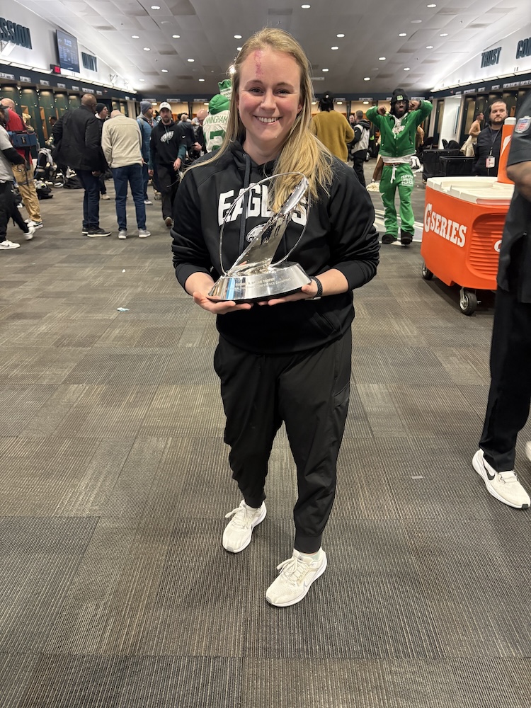 Molly Robinson with trophy