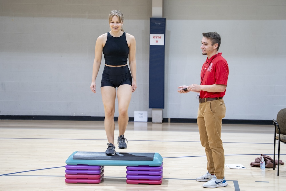 DPT student works with a dance student