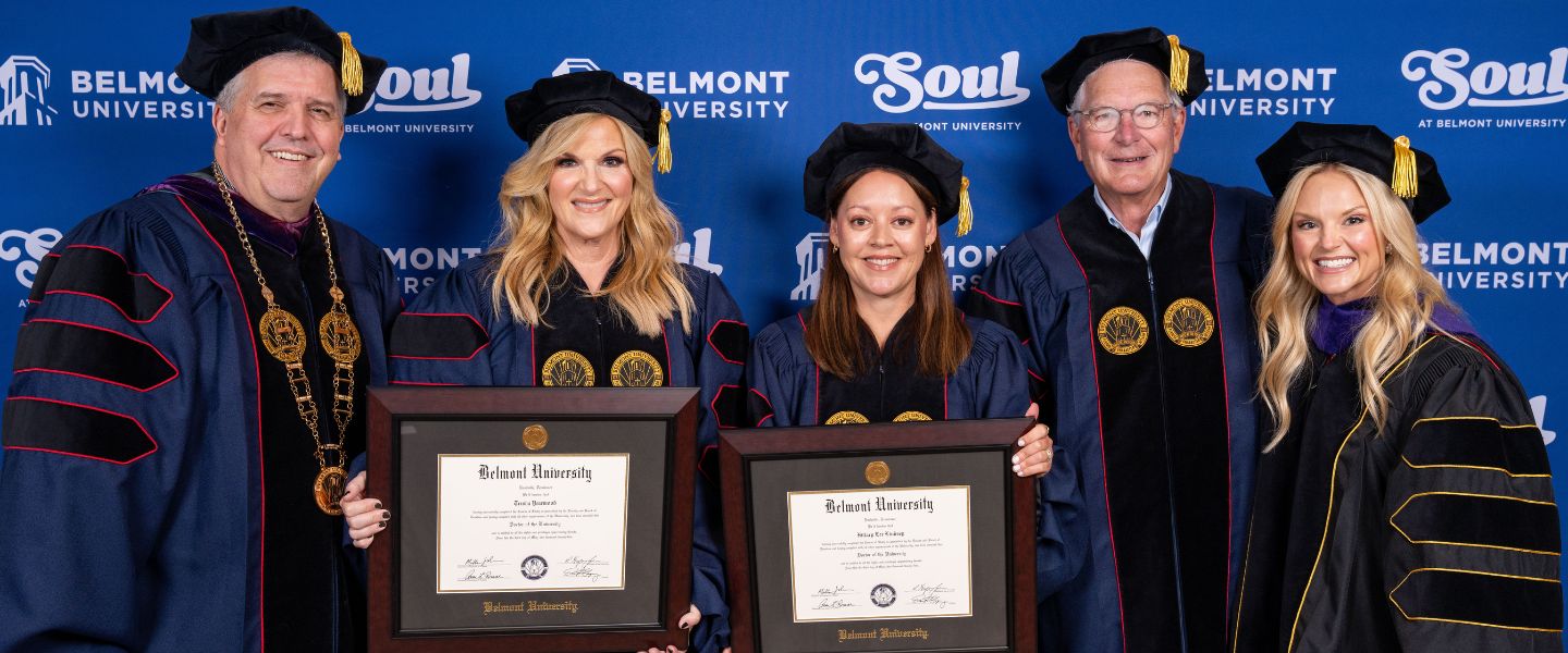 Belmont University President Dr. Greg Jones, Trisha Yearwood, Hillary Lindsey, Belmont Board of Trustees Chairman Milton Johnson, Belmont Curb College Dean Brittany Schaffer