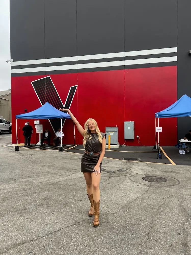 Elbert on the set of the Voice