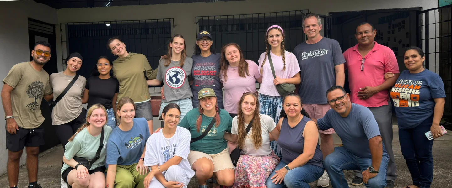 A smiling group of students in Costa Rica.
